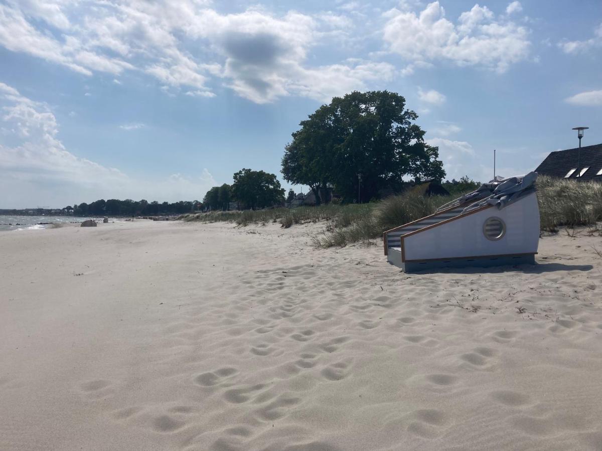 Schlafstrandkorb Nr. 3 Sierksdorf Buitenkant foto