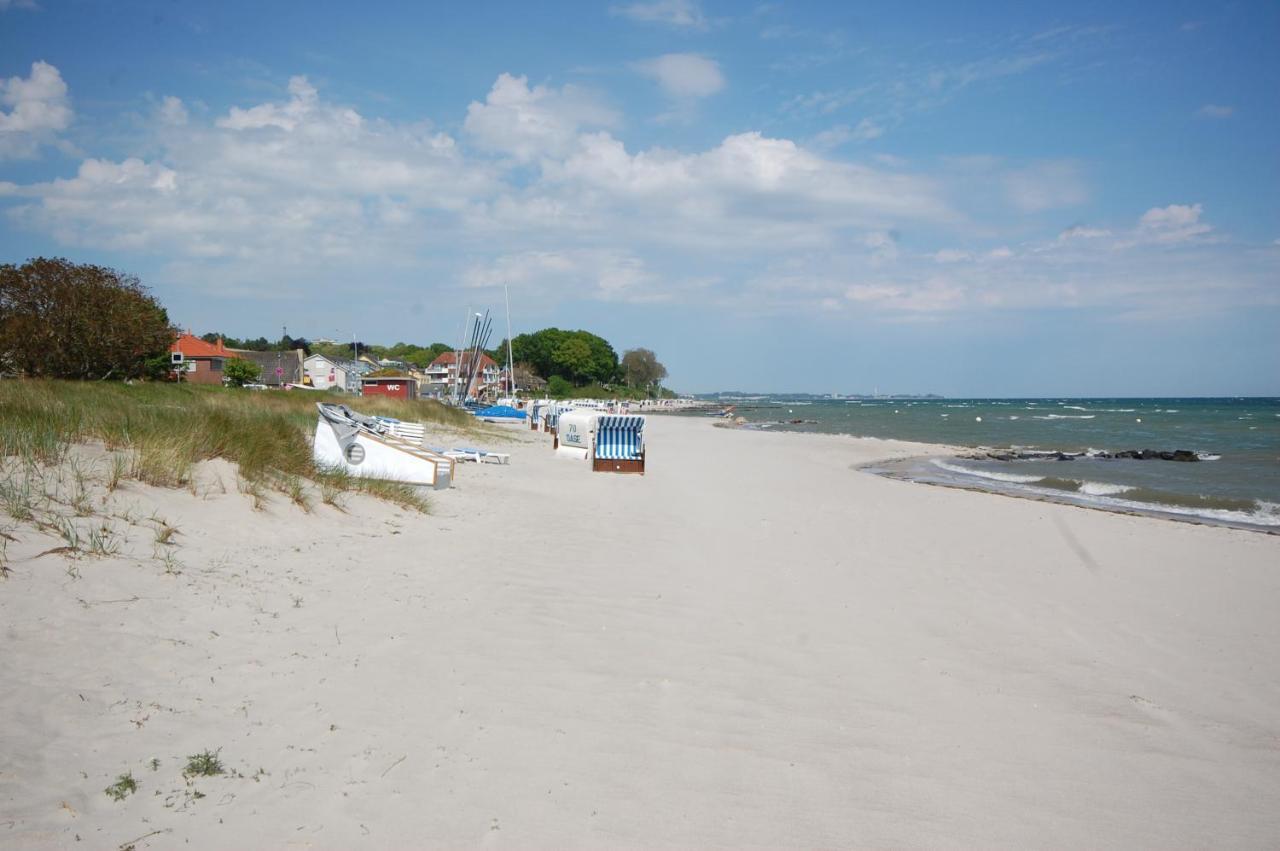 Schlafstrandkorb Nr. 3 Sierksdorf Buitenkant foto