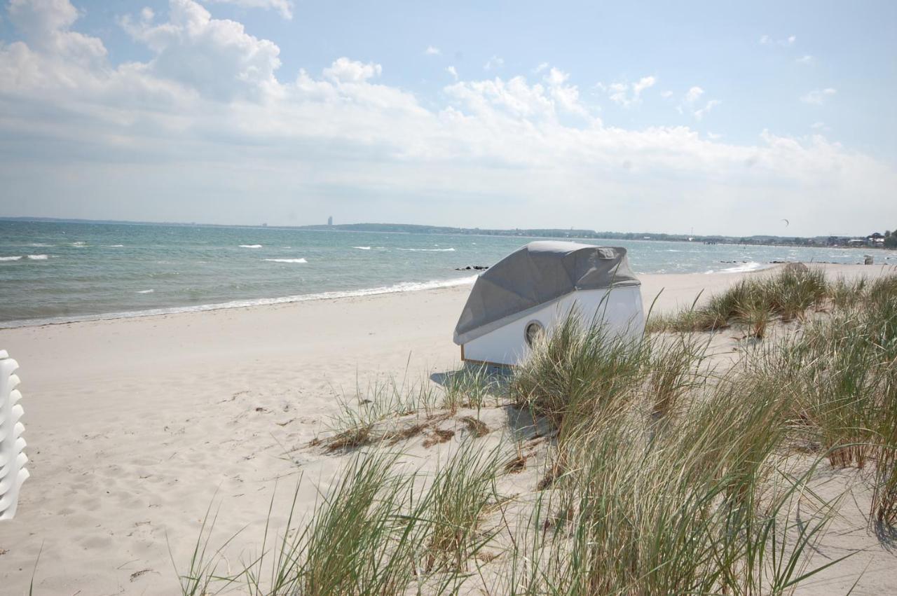 Schlafstrandkorb Nr. 3 Sierksdorf Buitenkant foto